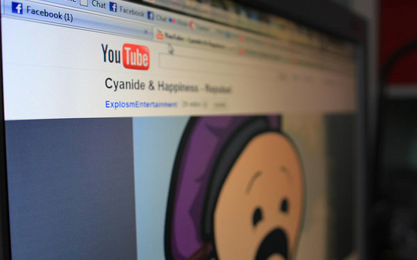 YouTube社交媒体分享引荐流量