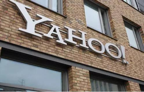 述说互联网1.0时代的巨头Yahoo的25年消亡史，传奇巨头落幕的故事
