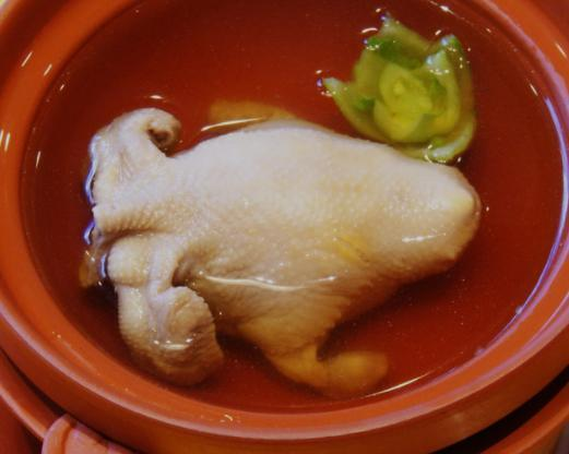 小伙注册肉鸽养殖公司，走向成功致富之路