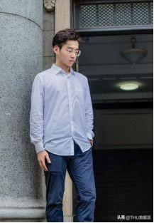 基于生成对抗网络（GAN）的人脸变形（附链接）