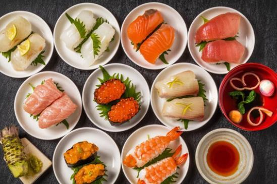 洗碗工逆袭为料理店店长，如今个人资产达百万元