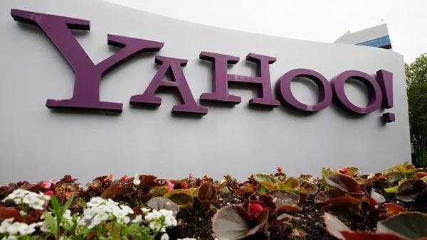 述说互联网1.0时代的巨头Yahoo的25年消亡史，传奇巨头落幕的故事