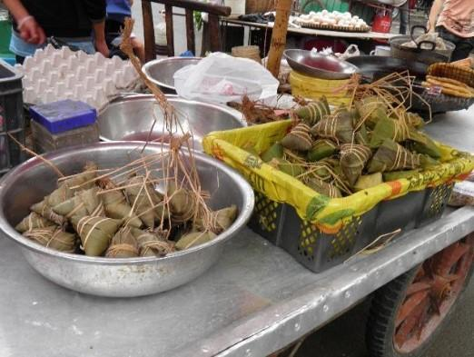 女大学生创业卖粽子，日营业额1500元