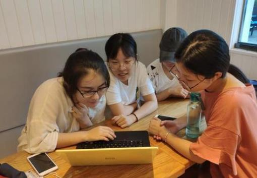 打零工成为创业契机，这位大学生找到了自己的发展之路