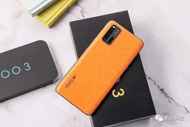 vivo的iQOO3学习小米冲击高端失败，无奈降价近千元清货柏颖漫谈-iqoo3跌价900