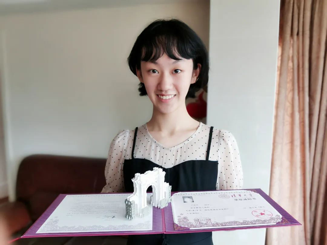 我们和3位清华新生聊了聊成长的故事他们都提到了这件事