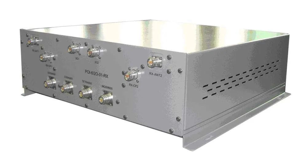 从下图可以看出,poi合路器的端口多能力强,可以轻松实现多个运营商900