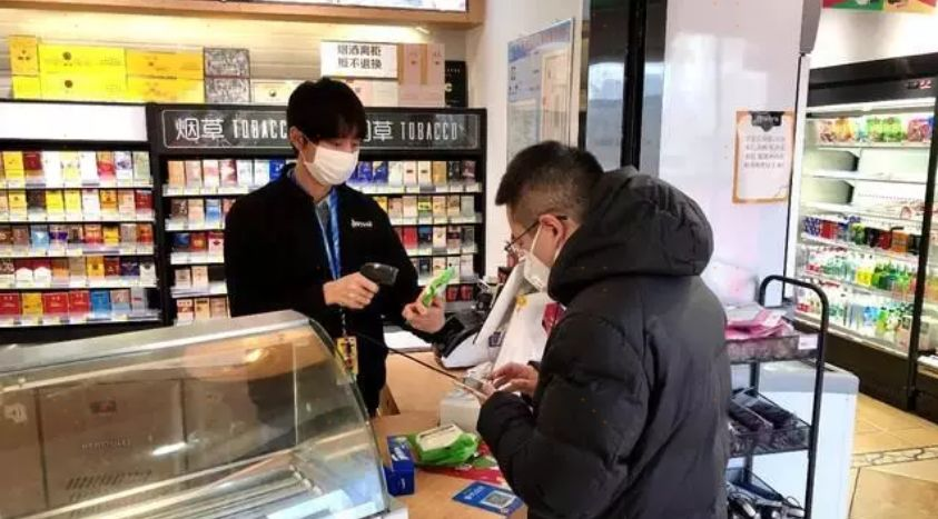 苏宁老总疫情_苏宁老总张近东张康阳