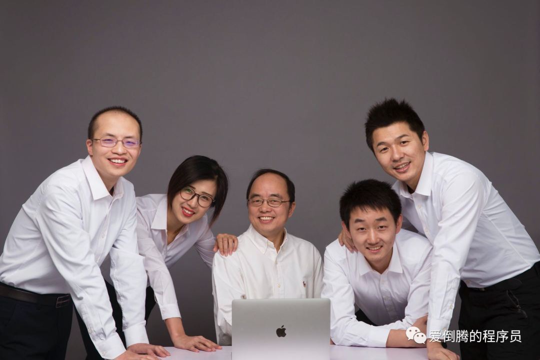 最开始的5人团队随着时间的推移,我们决定将代码开源.